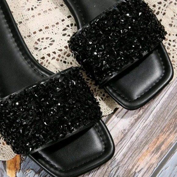 Women's Flat Sandals In Large Sizes, Summer Beach Slippers With Rhinestone Decor - Picture 6 of 8